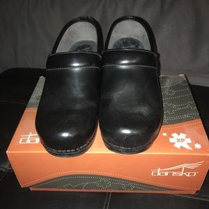 Dansko Pro XP Cabrio Clogs